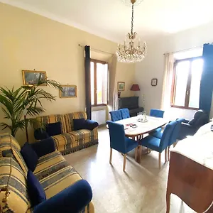 Luxury Domus Amadora , Рим Италия